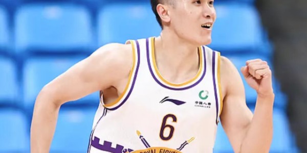 星空体育app下载-连续场被弃用！CBA单场38分神刀变废刀 还能翻身吗？
