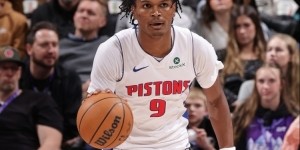 星空体育登录入口-活力满满！奥萨尔冲击内线&amp;amp;捍卫禁飞区 全场得18分10板2助2断4帽