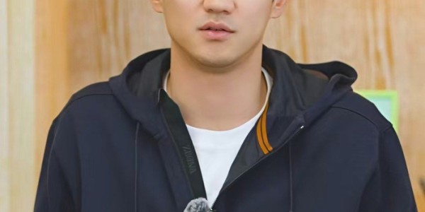 星空体育登录入口-罕见亮相，宁泽涛发声，上任新岗位，巅峰退役原因终于曝光|游泳|男子100米自由泳|游泳世锦赛|仁川亚运会|混合泳接力_新浪体育_新浪新闻