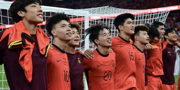 星空体育app下载-40岁董方卓拒执教U23国足：除了高血压我能得到啥 我还想多活几年