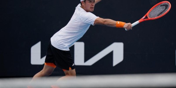 2026年澳网即将开赛，郑钦文缺席的中国军团迎机遇和挑战