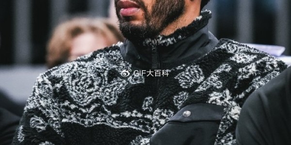 星空体育app下载-残阵绿军27分狂屠雄鹿，20记三分射穿密尔沃基，字母哥复出19+11|凯尔特人|吉安尼斯·安特托孔波|全明星|扬尼斯-阿德托昆博|波士顿凯尔特人队_新浪体育_新浪新闻