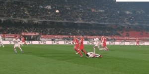 星空体育app下载-【意甲】蒙扎4比2米兰 佳夫送点约维奇染红